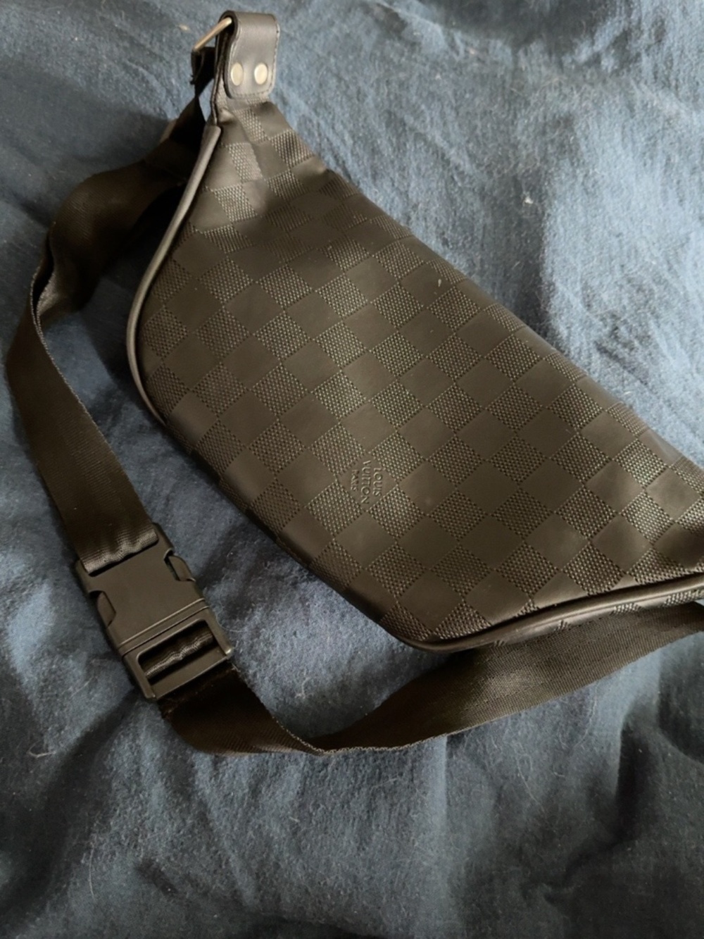 Louis Vuitton Damier Graphite Black Waist Belt Bag - Picture 5 of 6